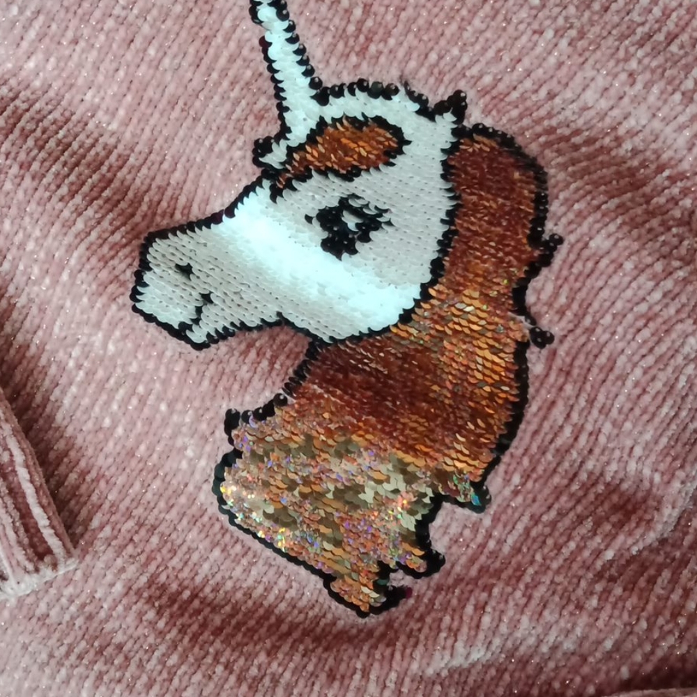 Sweater - Picture 2 of 10